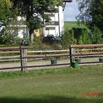 Grosszuegiges Ferienstudio Fuer Zwei Personen By Interhome Apartmán Weißenstadt